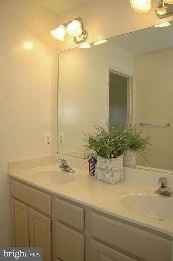 800 Bayard Road Lothian, MD 20711 - Photo 13 of 16 Bath #2