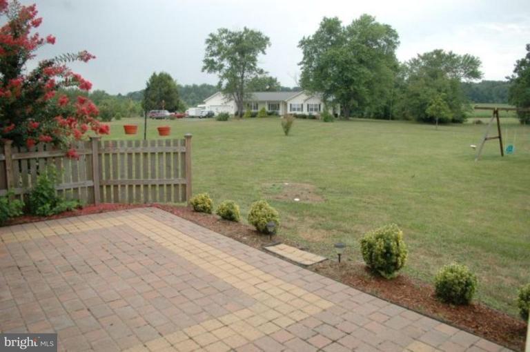800 Bayard Road Lothian, MD 20711 - Photo 14 of 16 Patio