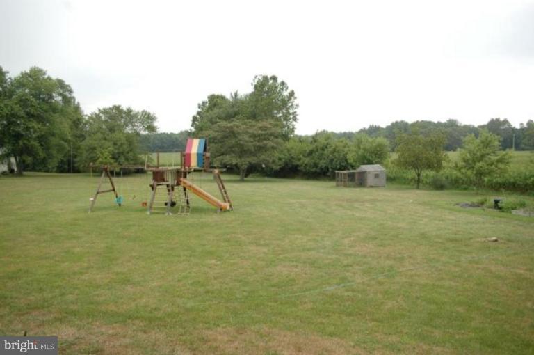 800 Bayard Road Lothian, MD 20711 - Photo 16 of 16 Back yard