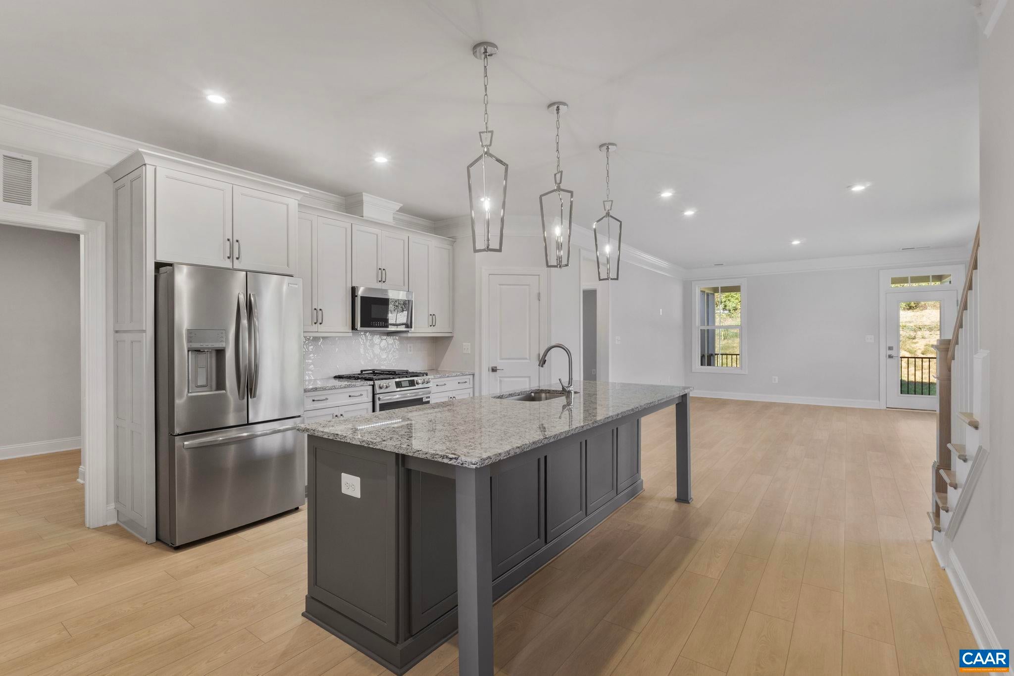 313 Springdale Road Staunton, VA 24401 - Photo 8 of 54 Gallery Image 8