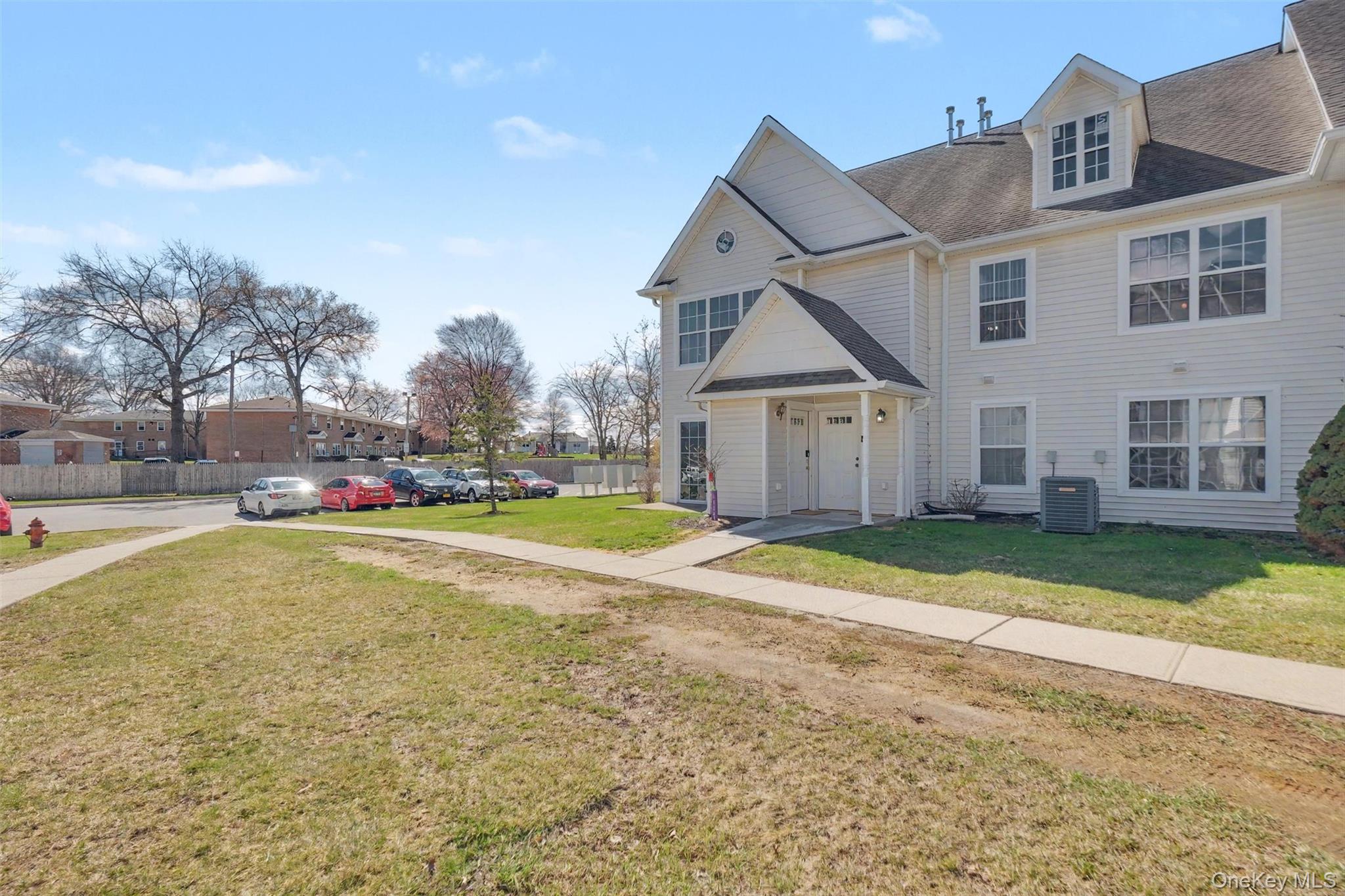 185 Ruth Court Middletown, NY 10940 - Photo 3 of 29