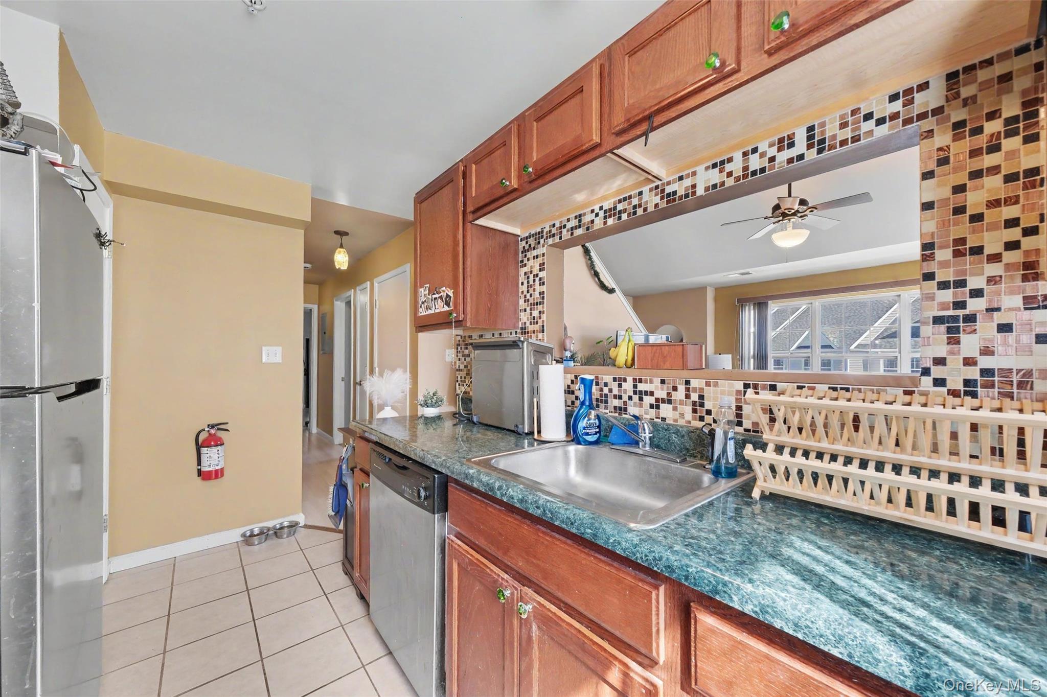 185 Ruth Court Middletown, NY 10940 - Photo 9 of 29