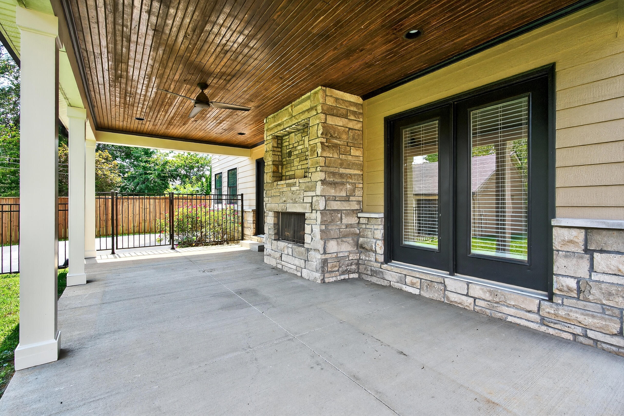 512 Chinoe Road Lexington, KY 40502 - Photo 47 of 49 512chinoe49