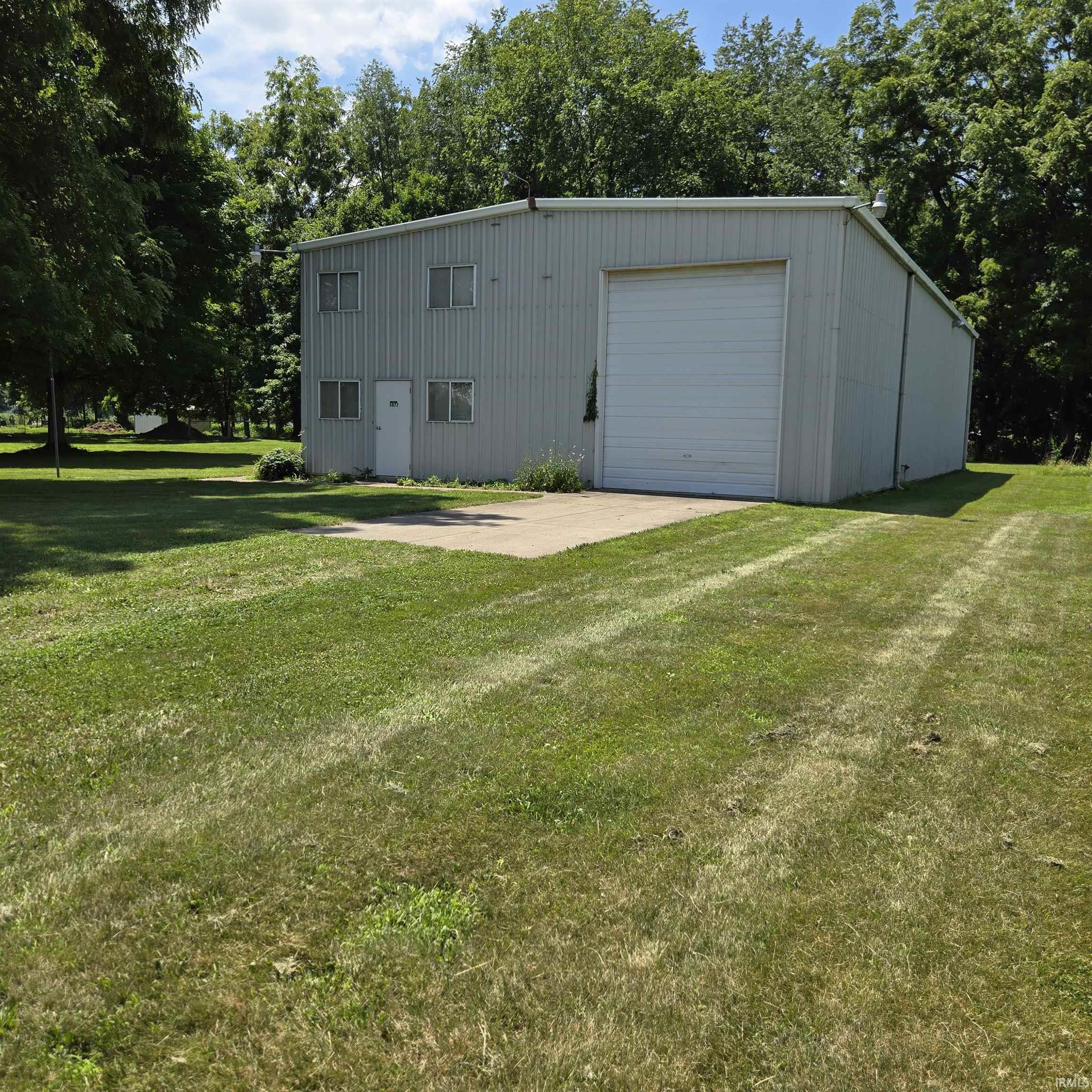 5877 Pine Road Plymouth, IN 46563 - Photo 2 of 15