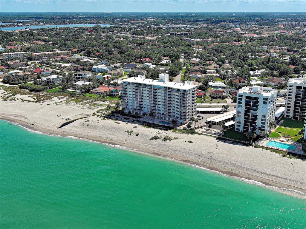 633 Alhambra Road, Unit 1006 Venice, FL 34285 - Photo 44 of 55 an aerial view of multiple house