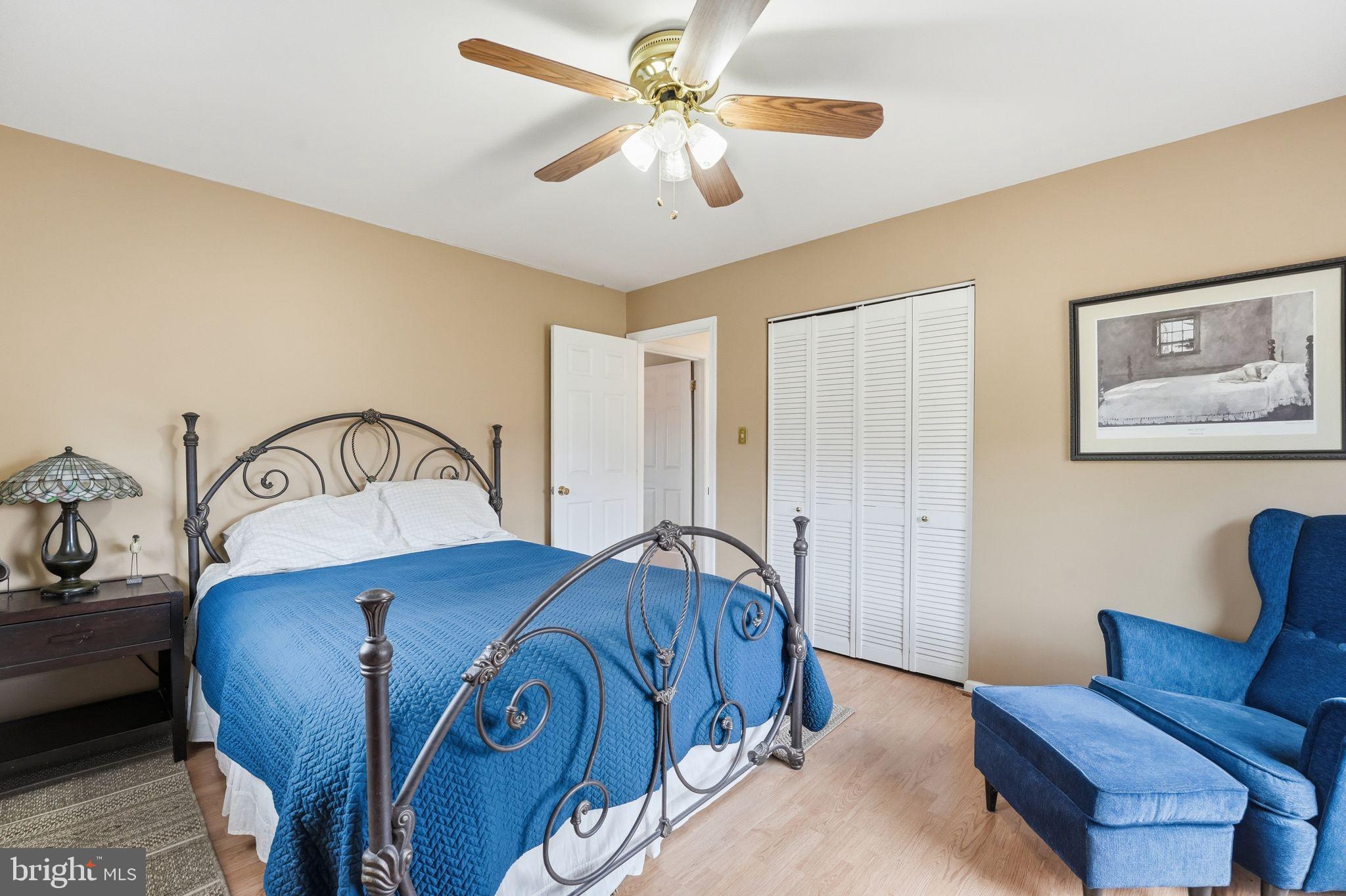 4051 Ringwood Road Nokesville, VA 20181 - Photo 29 of 58 a bedroom with bed and a couch