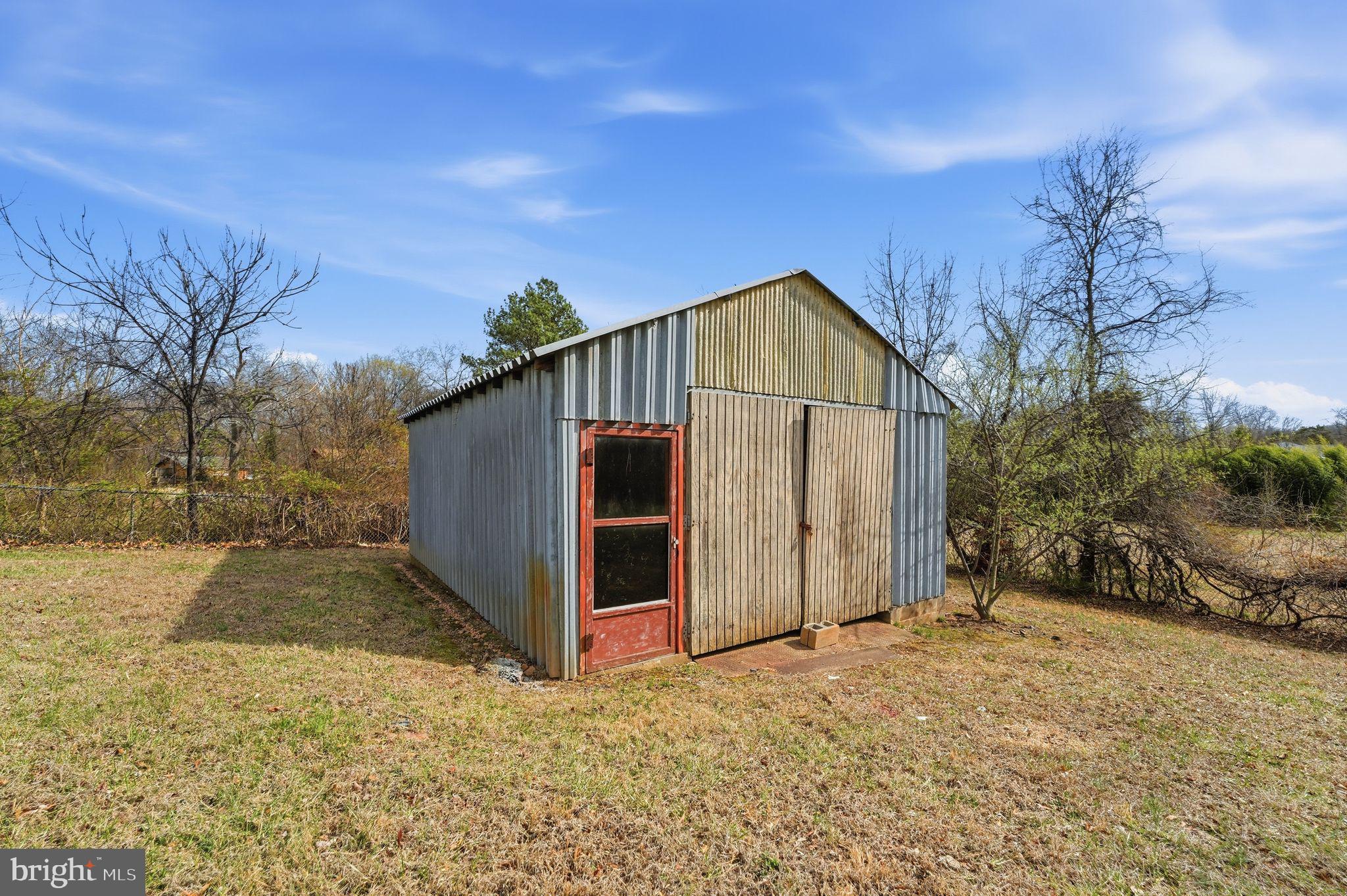 4051 Ringwood Road Nokesville, VA 20181 - Photo 49 of 58 a view of backyard of house