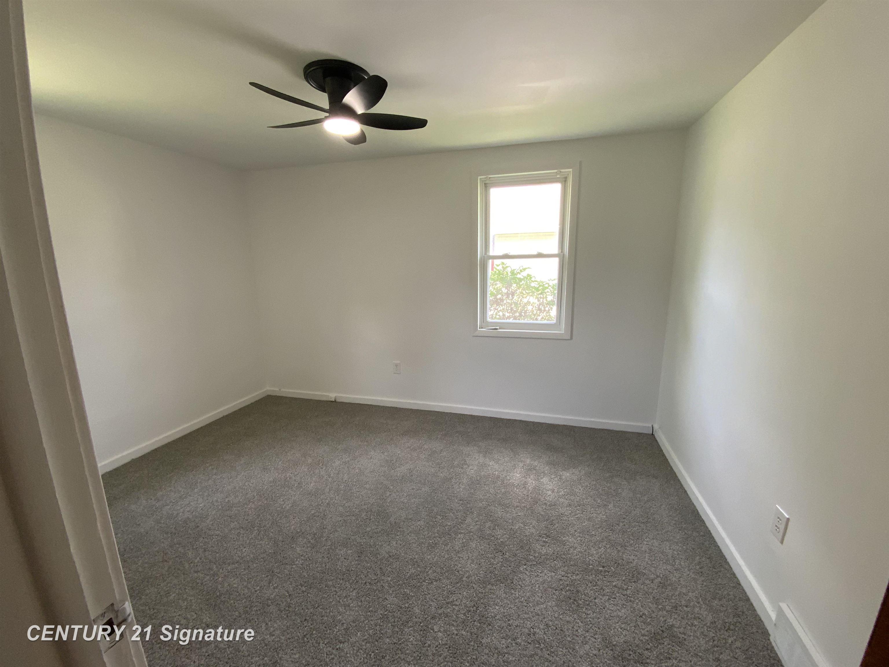 4136 Hackberry Road Bridgeport, MI 48722 - Photo 11 of 20 50211298-3ba25ae1-043e-40a6-8db8-18b693b96903.JPG
