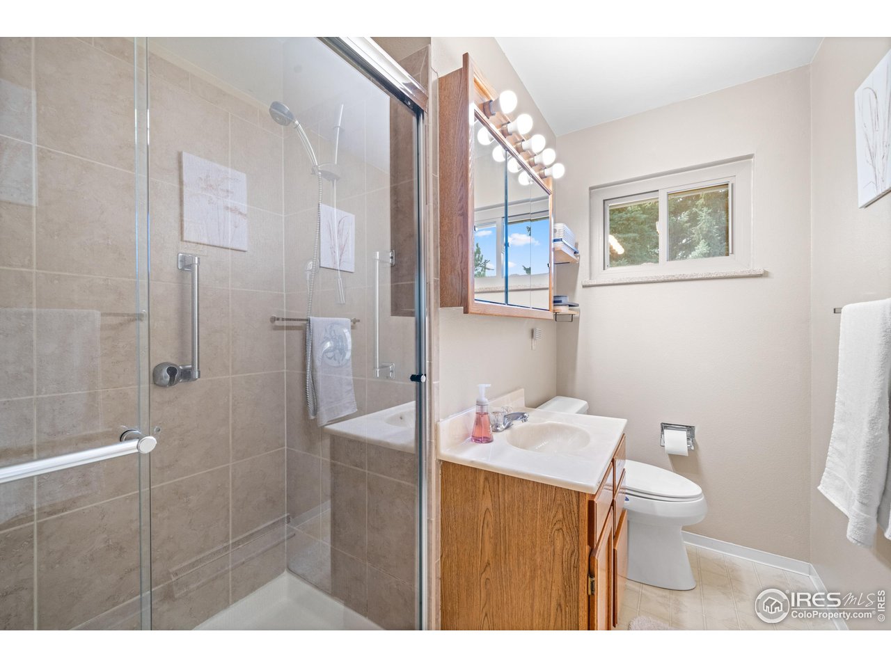 2043 26th Street Road Greeley, CO 80631 - Photo 12 of 34 Gallery Image 12