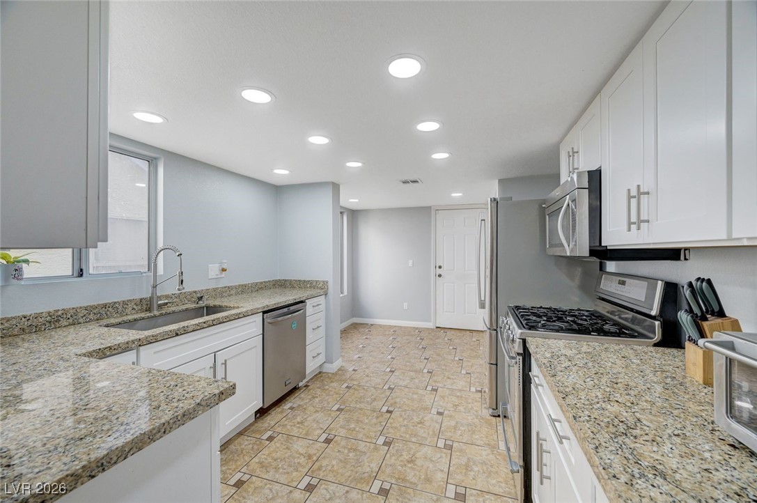 918 Clipper Drive Henderson, NV 89015 - Photo 15 of 29