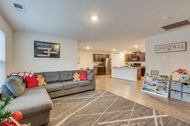 $314,900 | 1237 Stamp Lodge Road, Kingsport, TN 37660