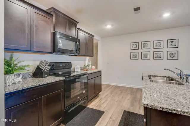 $314,900 | 1237 Stamp Lodge Road, Kingsport, TN 37660