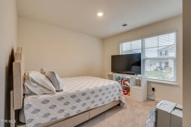 $314,900 | 1237 Stamp Lodge Road, Kingsport, TN 37660