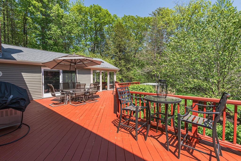 7 Beechwood Circle Boxford, MA 01921 - Photo 4 of 7