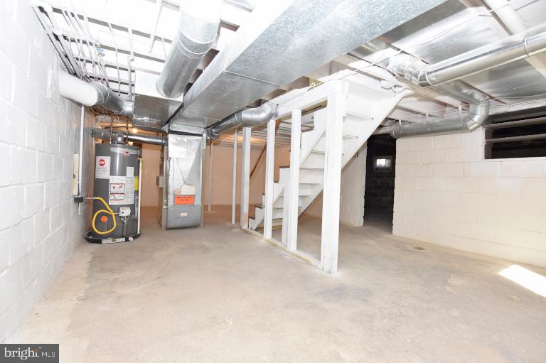 352 Lake Avenue Clementon, NJ 08021 - Photo 22 of 32 Basement
