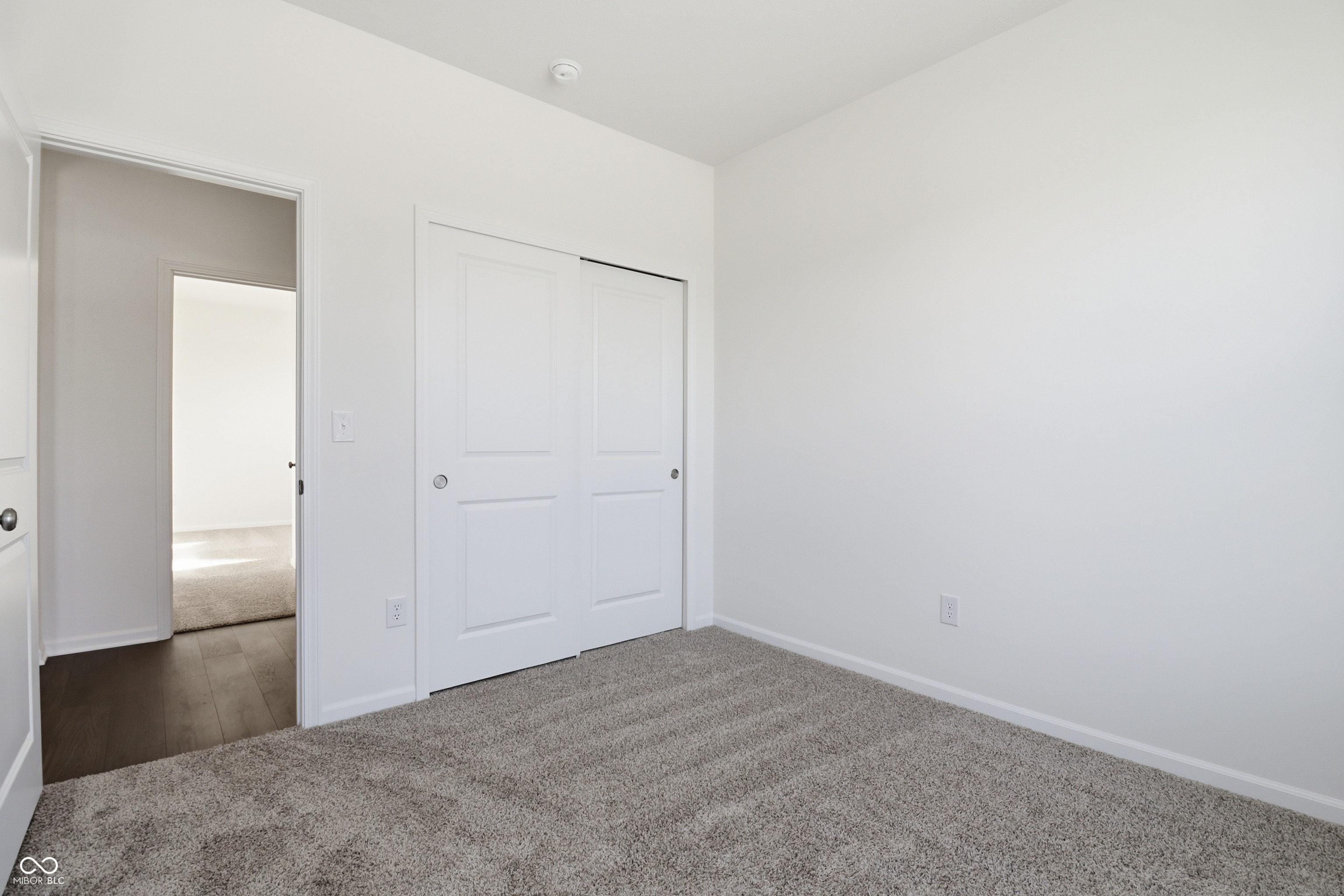 2863 Piper Place Indianapolis, IN 46268 - Photo 13 of 39