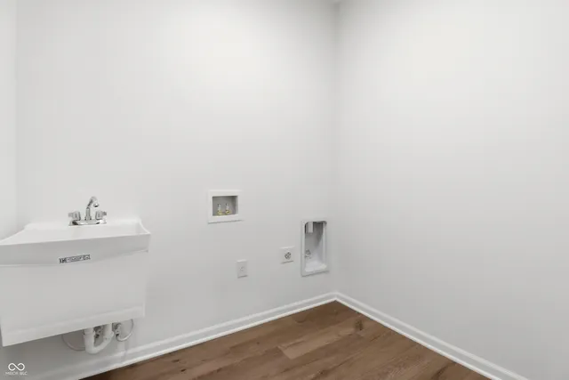 $2,000 | 2863 Piper Place, Indianapolis, IN 46268