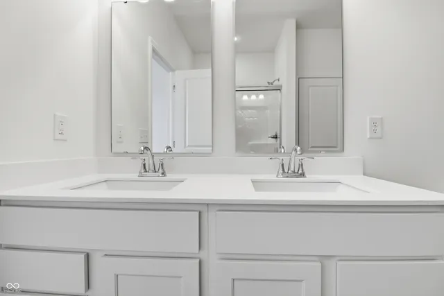 $2,000 | 2863 Piper Place, Indianapolis, IN 46268