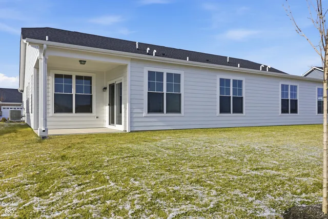 $2,000 | 2863 Piper Place, Indianapolis, IN 46268