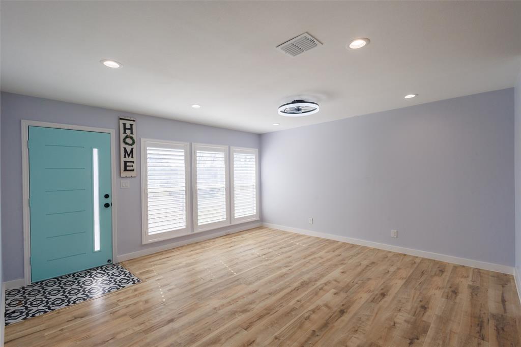 312 Elm Street Hurst, TX 76053 - Photo 5 of 16