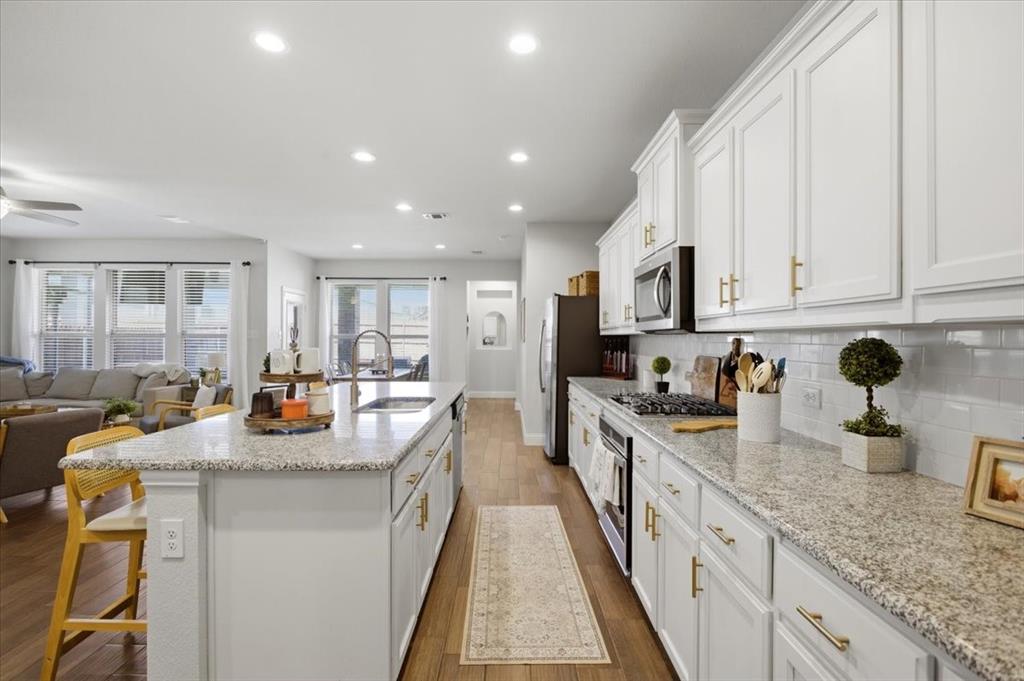 14860 Nightmist Road Aledo, TX 76008 - Photo 9 of 39