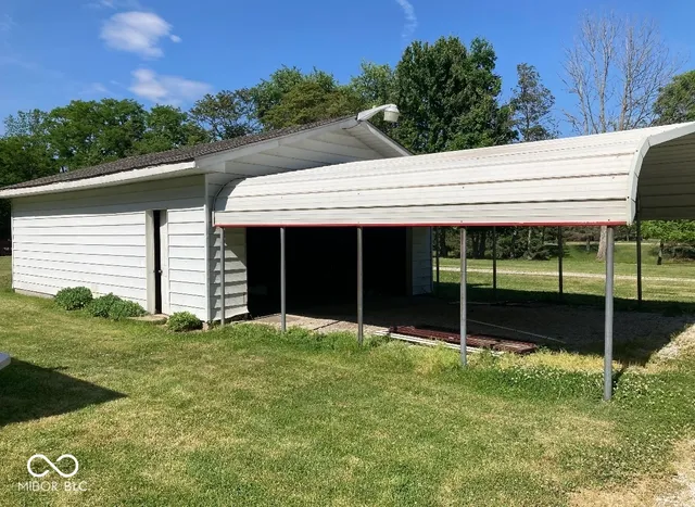 $130,000 | 8201 North Baldwin Street, Brazil, IN 47834