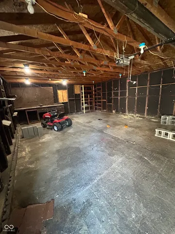 $120,000 | 8201 North Baldwin Street, Brazil, IN 47834