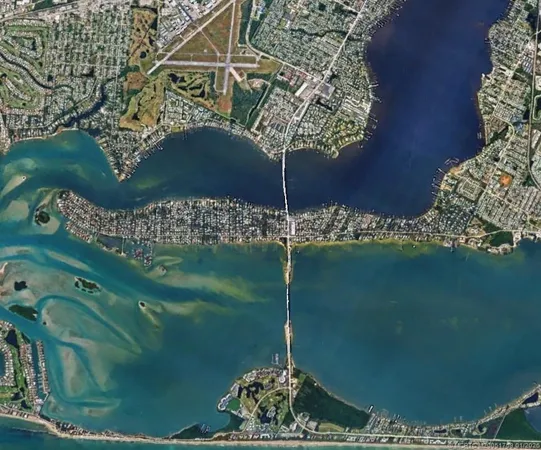 $2,250,000 | 36 South Sewalls Point Road, Sewall's Point, FL 34996