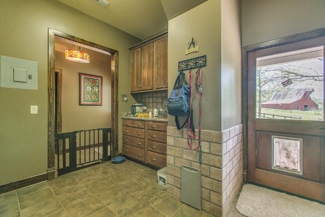 4556 Gossburg Road Beechgrove, TN 37018 - Photo 16 of 30 Gallery Image 16