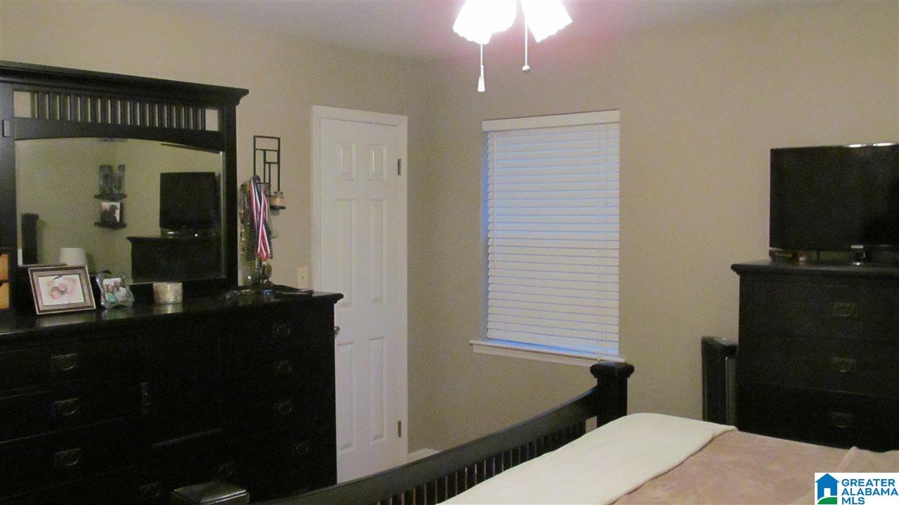 927 Falling Star Lane Alabaster, AL 35007 - Photo 10 of 18