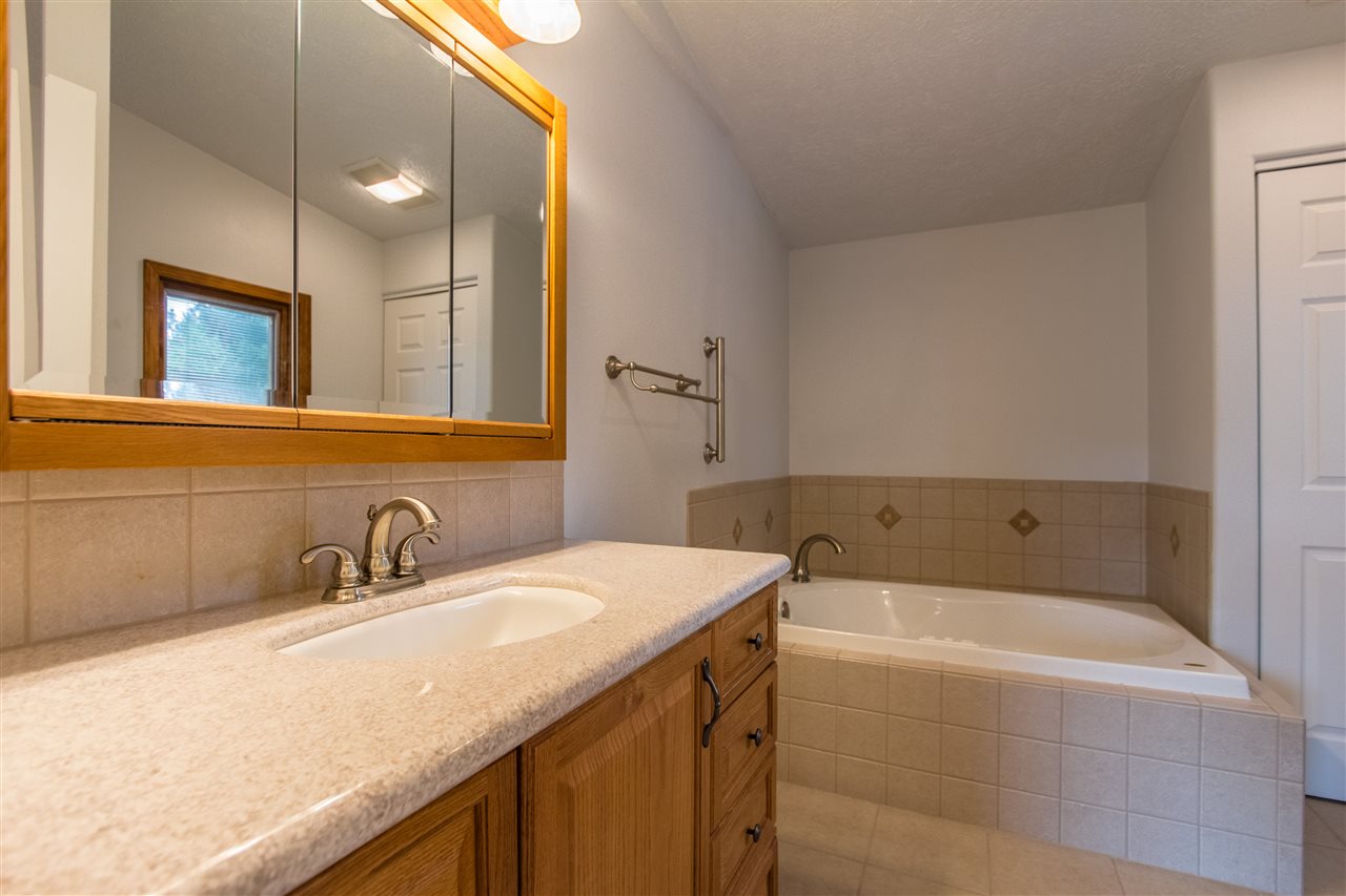 5448 South Swenson Road Deer Park, WA 99006 - Photo 16 of 20 Gallery Image 16