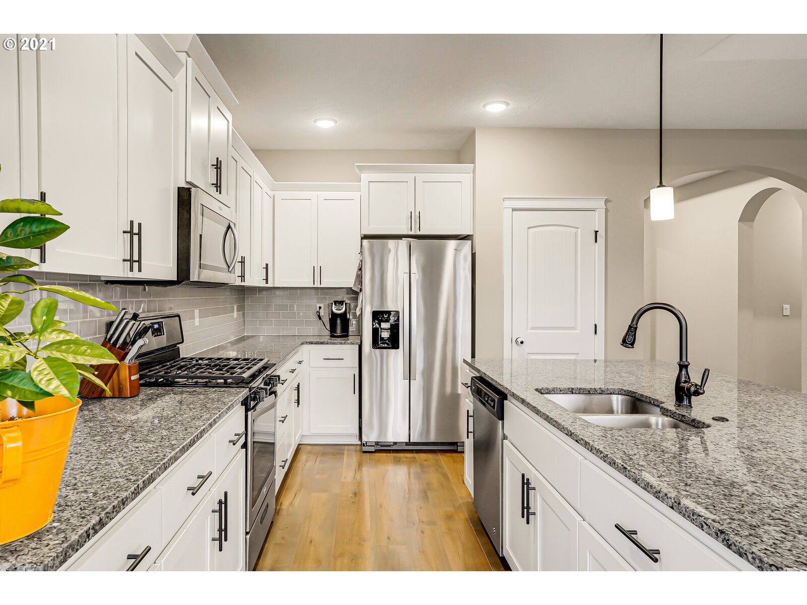 6053 Northeast Tuscan Loop Albany, OR 97321 - Photo 11 of 32 Gallery Image 11