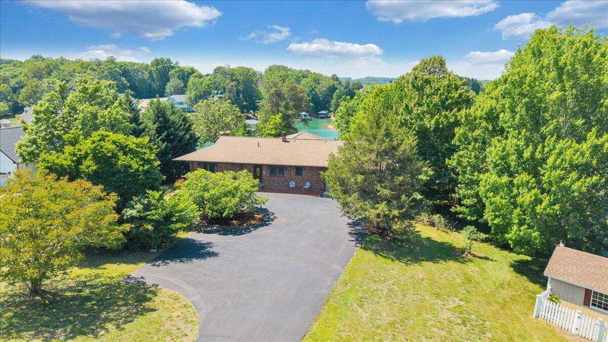 159 Windmere Trail Moneta, VA 24121 - Photo 78 of 88 Aerial