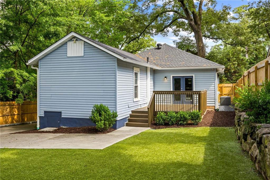 2469 Forrest Avenue Northwest Atlanta, GA 30318 - Photo 28 of 29