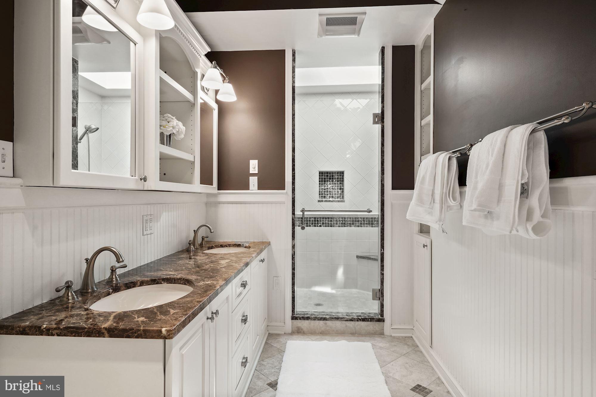 14604 Springfield Road Darnestown, MD 20874 - Photo 25 of 40 Renovated master bath