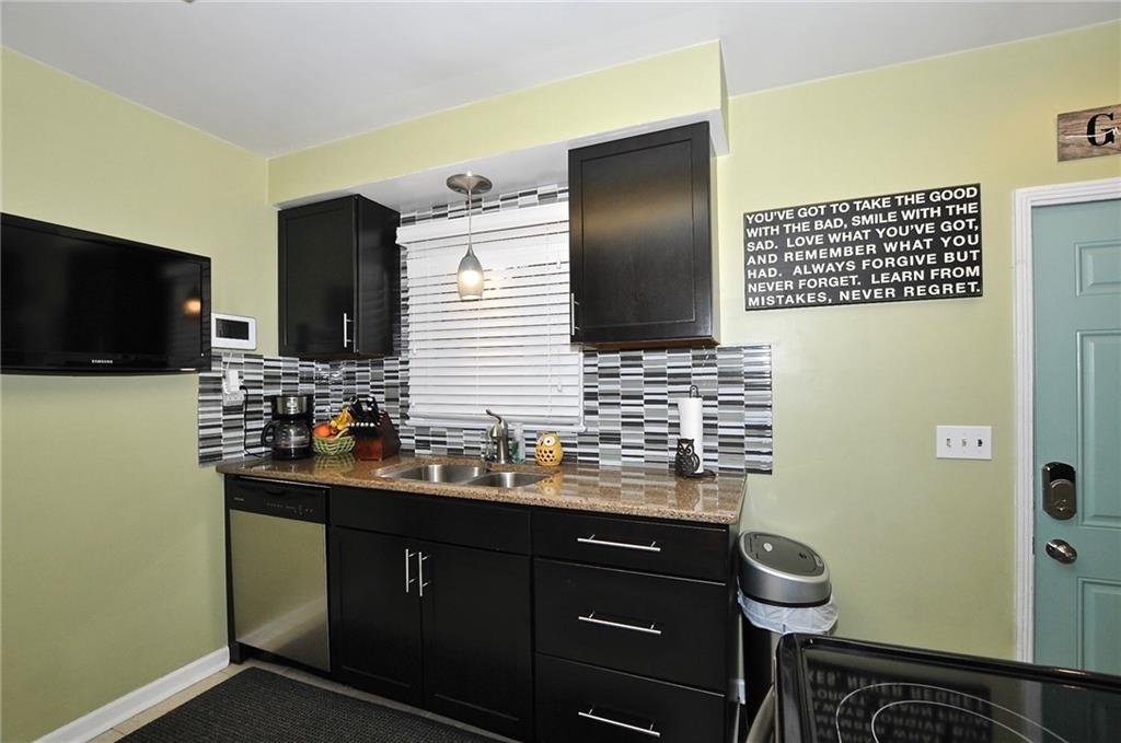 1663 Broad Ripple Avenue Indianapolis, IN 46220 - Photo 3 of 23 Gallery Image 3