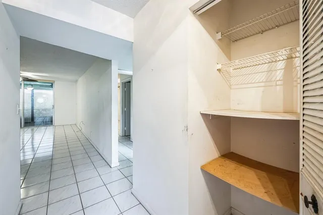 a view of utility room