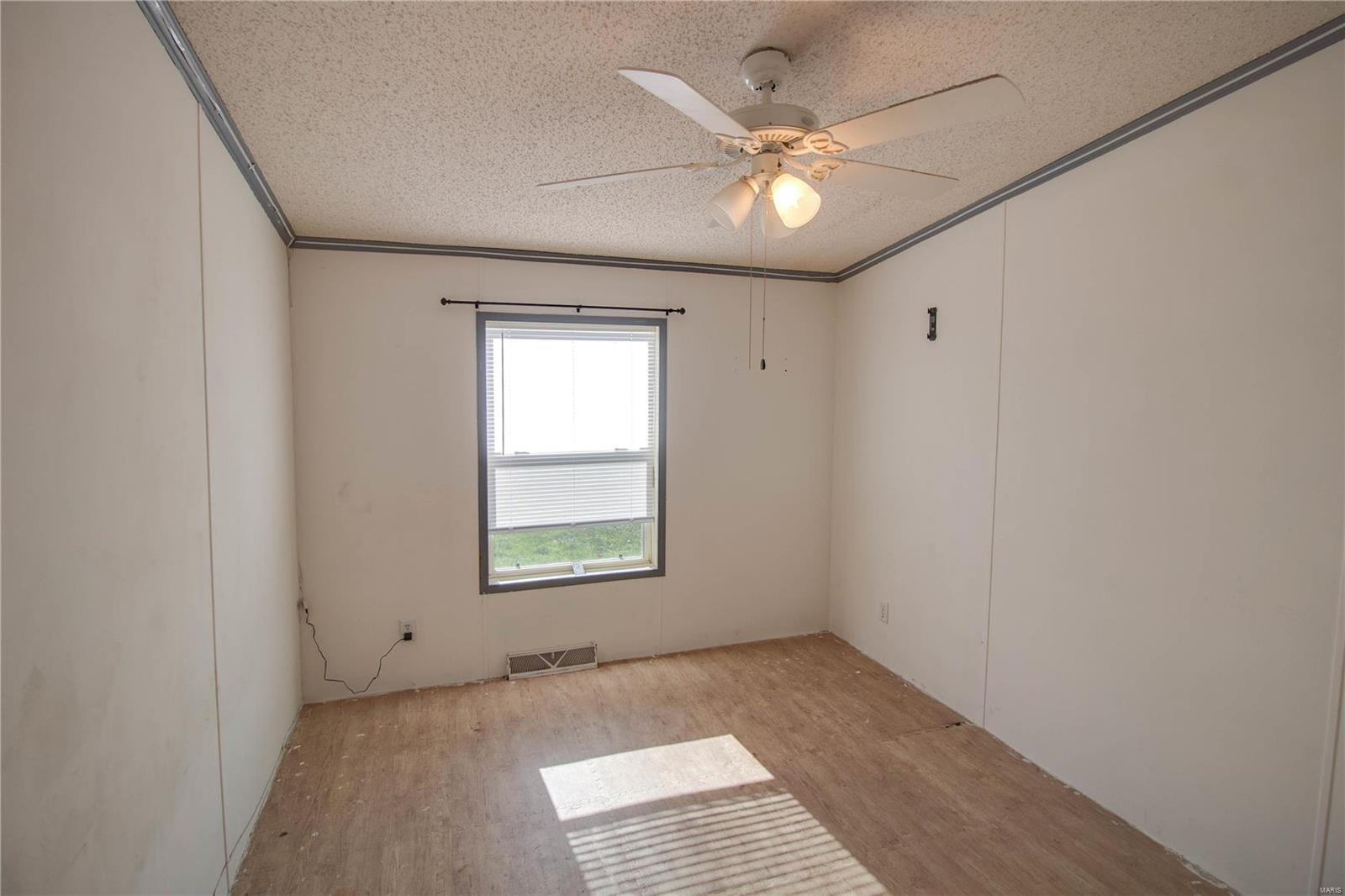 14430 Spillway Road Girard, IL 62640 - Photo 25 of 45