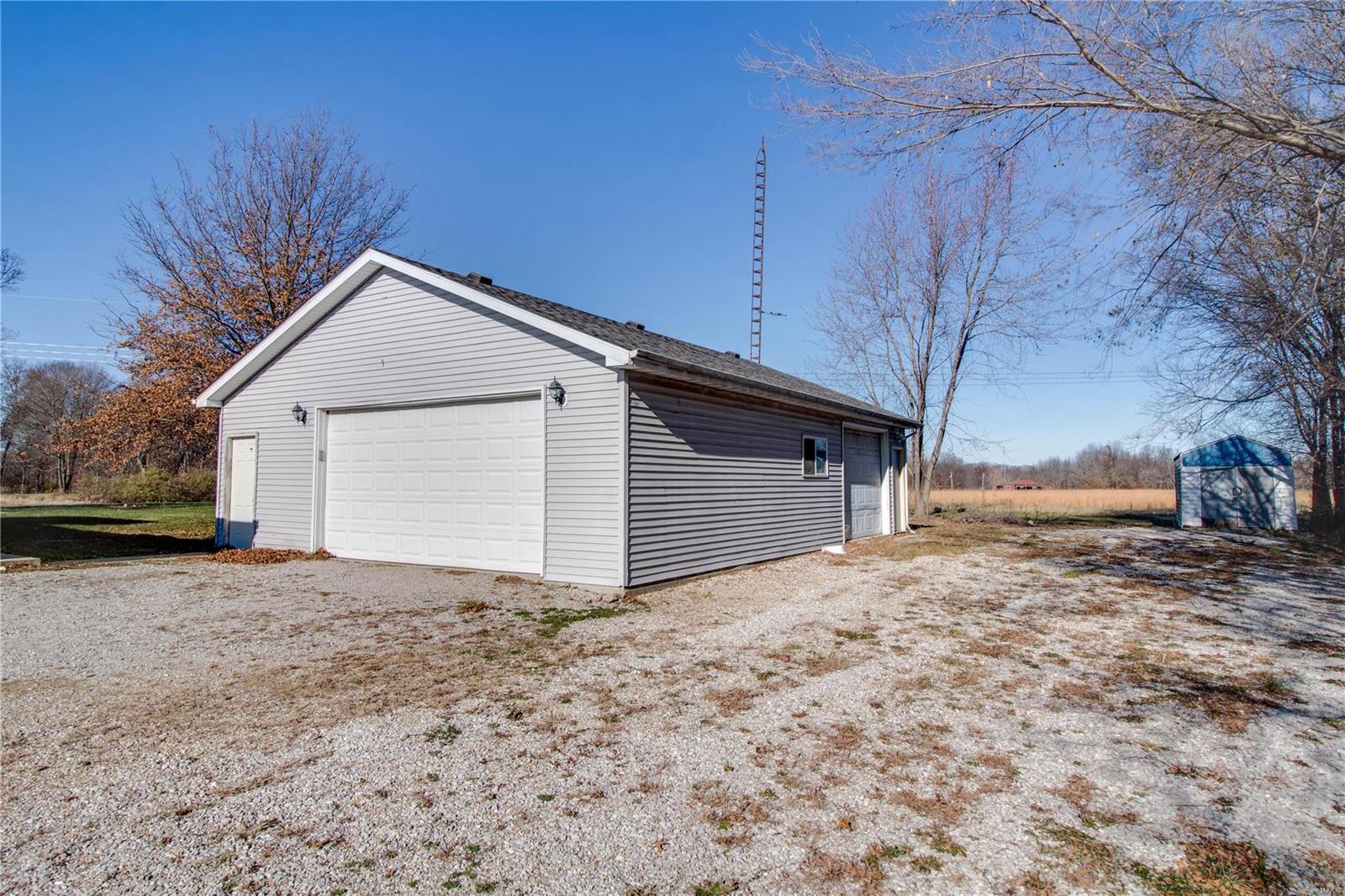 14430 Spillway Road Girard, IL 62640 - Photo 40 of 45