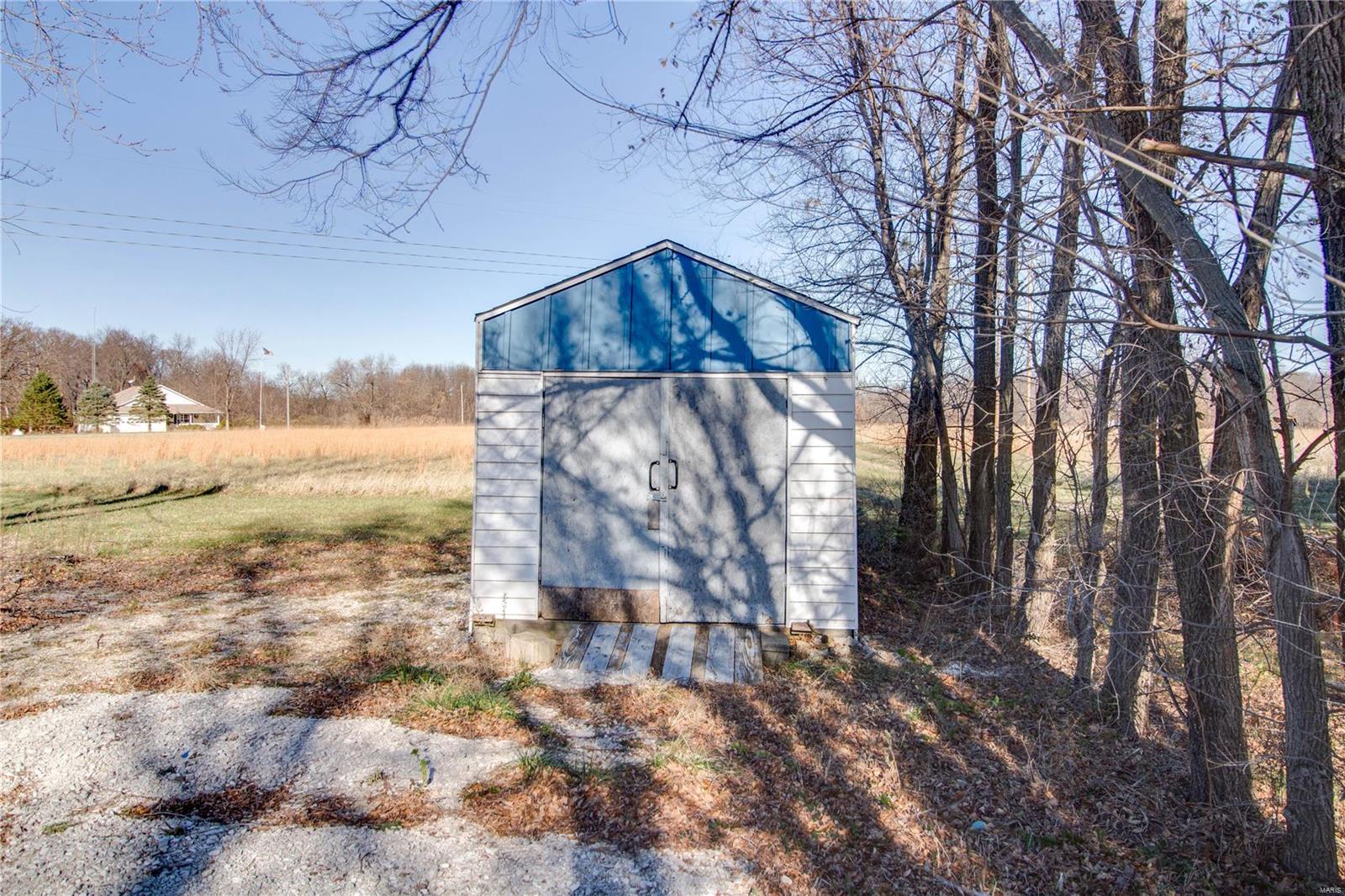 14430 Spillway Road Girard, IL 62640 - Photo 44 of 45