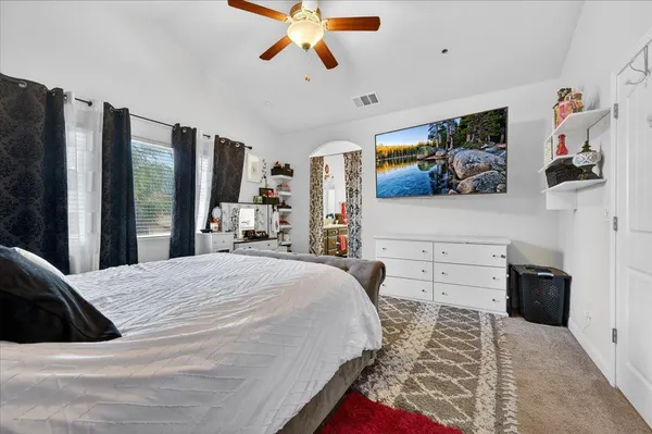 $565,000 | 2148 La Canada Avenue, Clovis, CA 93619