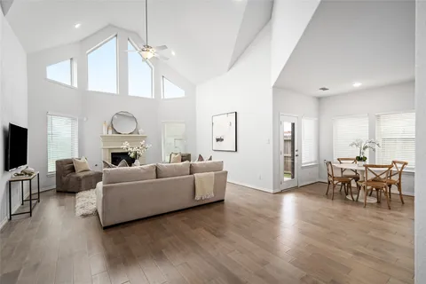 $440,000 | 8914 Milam Grove Drive, Missouri City, TX 77459