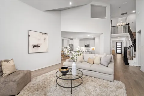 $440,000 | 8914 Milam Grove Drive, Missouri City, TX 77459