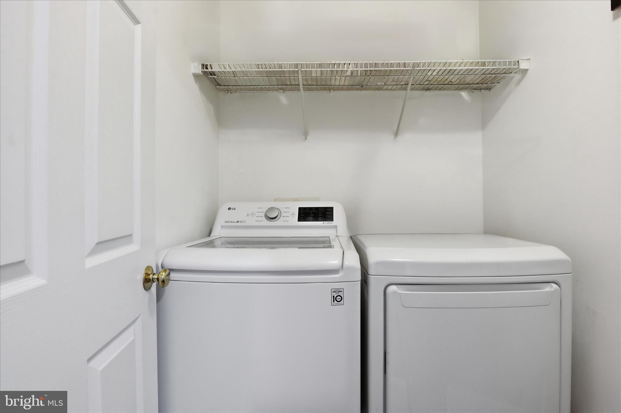9285 Laurel Ridge Crossing Road Lorton, VA 22079 - Photo 27 of 41 a utility room with dryer and washer