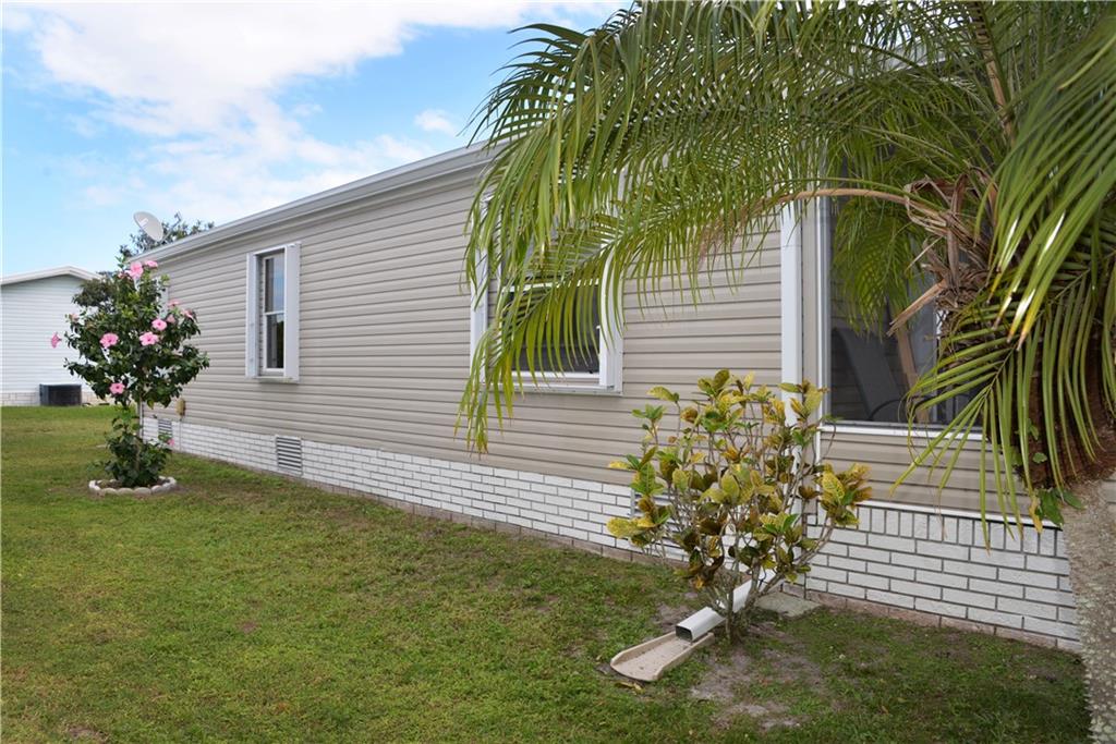 7629 Chasta Road, Unit 7629 Micco, FL 32976 - Photo 33 of 35 Gallery Image 33