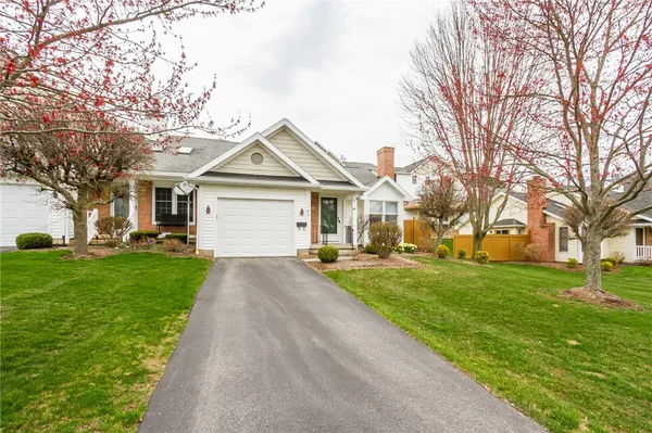 $199,900 | 41 Great Meadow Circle, Chili, NY 14623