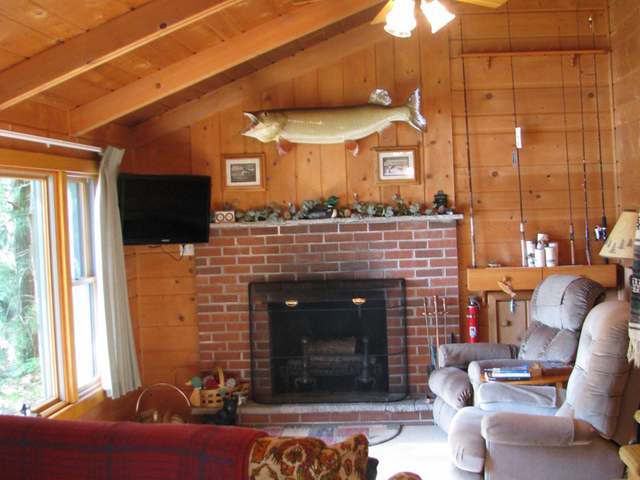 833 Leatzow Road Three Lakes, WI 54562 - Photo 3 of 14 Gallery Image 3