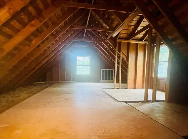 $297,500 | 10412 Indiana Avenue, Kansas City, MO 64137