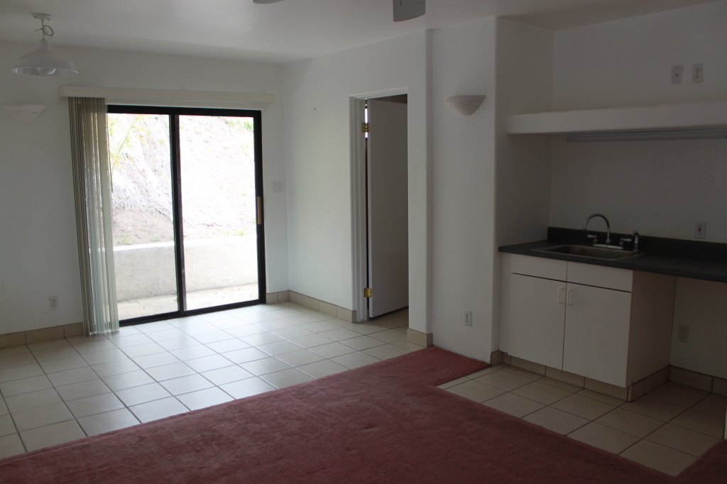1186 Palomino Road Santa Barbara, CA 93105 - Photo 7 of 21 an empty room with windows