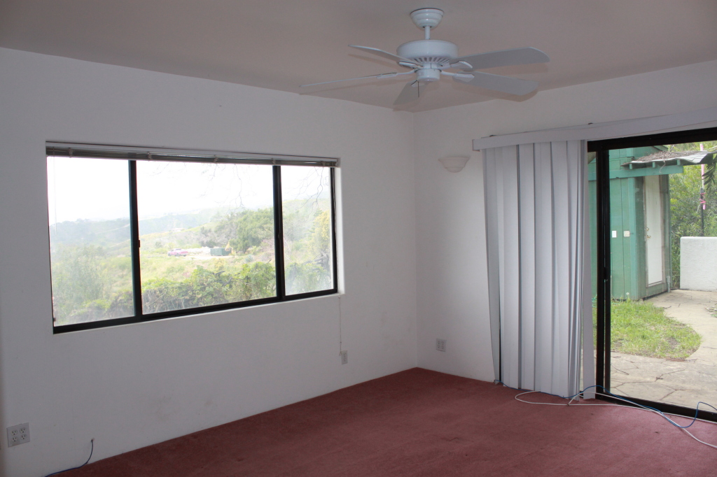1186 Palomino Road Santa Barbara, CA 93105 - Photo 8 of 21 an empty room with a window